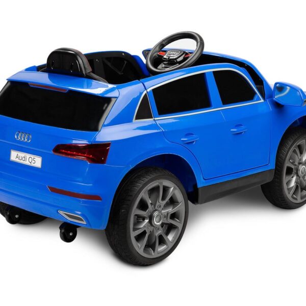 Audi Q5 blue