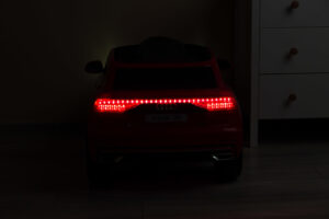 Audi RS Q8 red - Ladybug Online Store