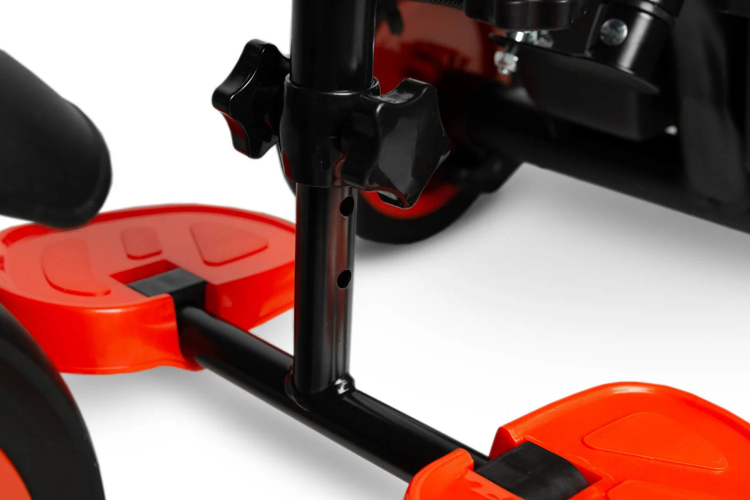 Tricycle - Buzz Red - Ladybug Online Store