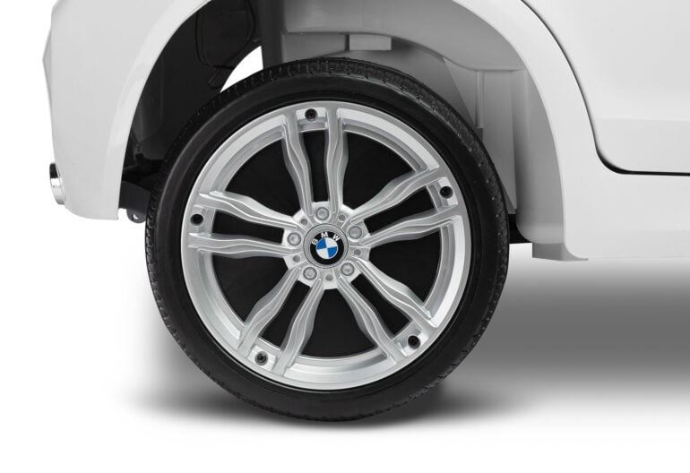 BMW X6 M white - Ladybug Online Store