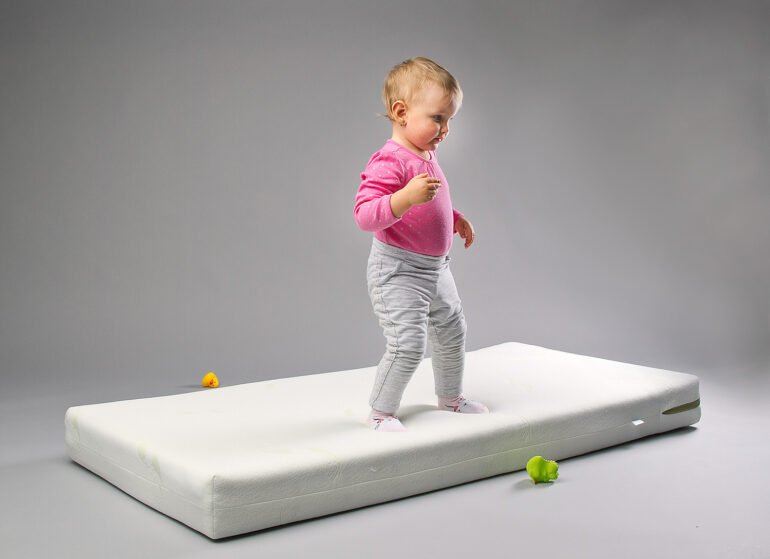 Memory aloe vera thermo elastic foam-coconut mattress - 120x60 cm - Ladybug Online Store