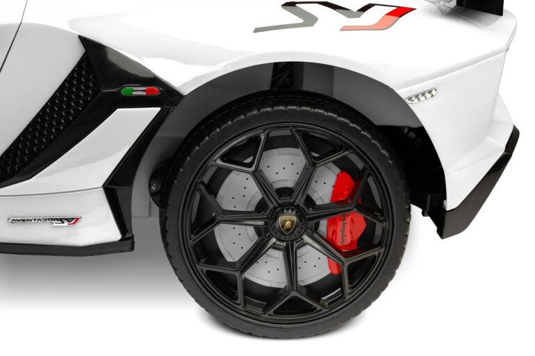 Lamborghini Aventador SVJ white - Ladybug Online Store